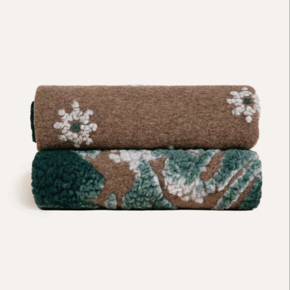 Frati Home Enchanted Forest Throw Blanket - Picture 2 of 6